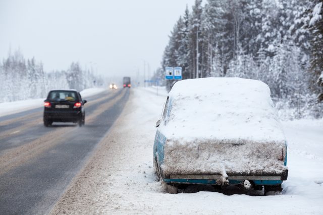 Snowstorm Traffic